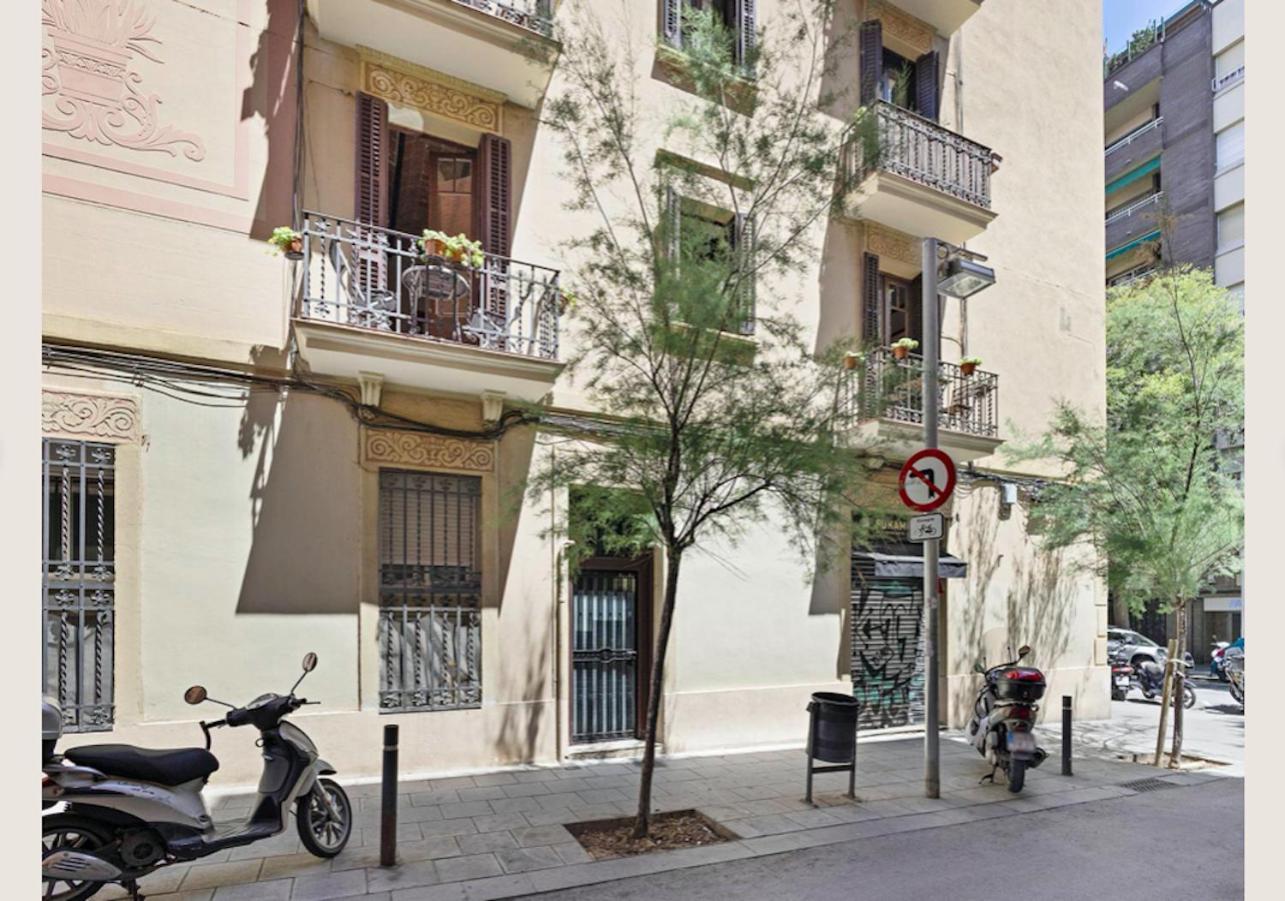 Great Apartment In Sagrada Familia With Balcony Barcelona Eksteriør billede