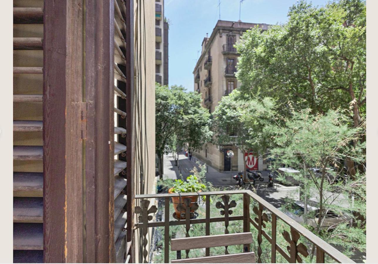 Great Apartment In Sagrada Familia With Balcony Barcelona Eksteriør billede