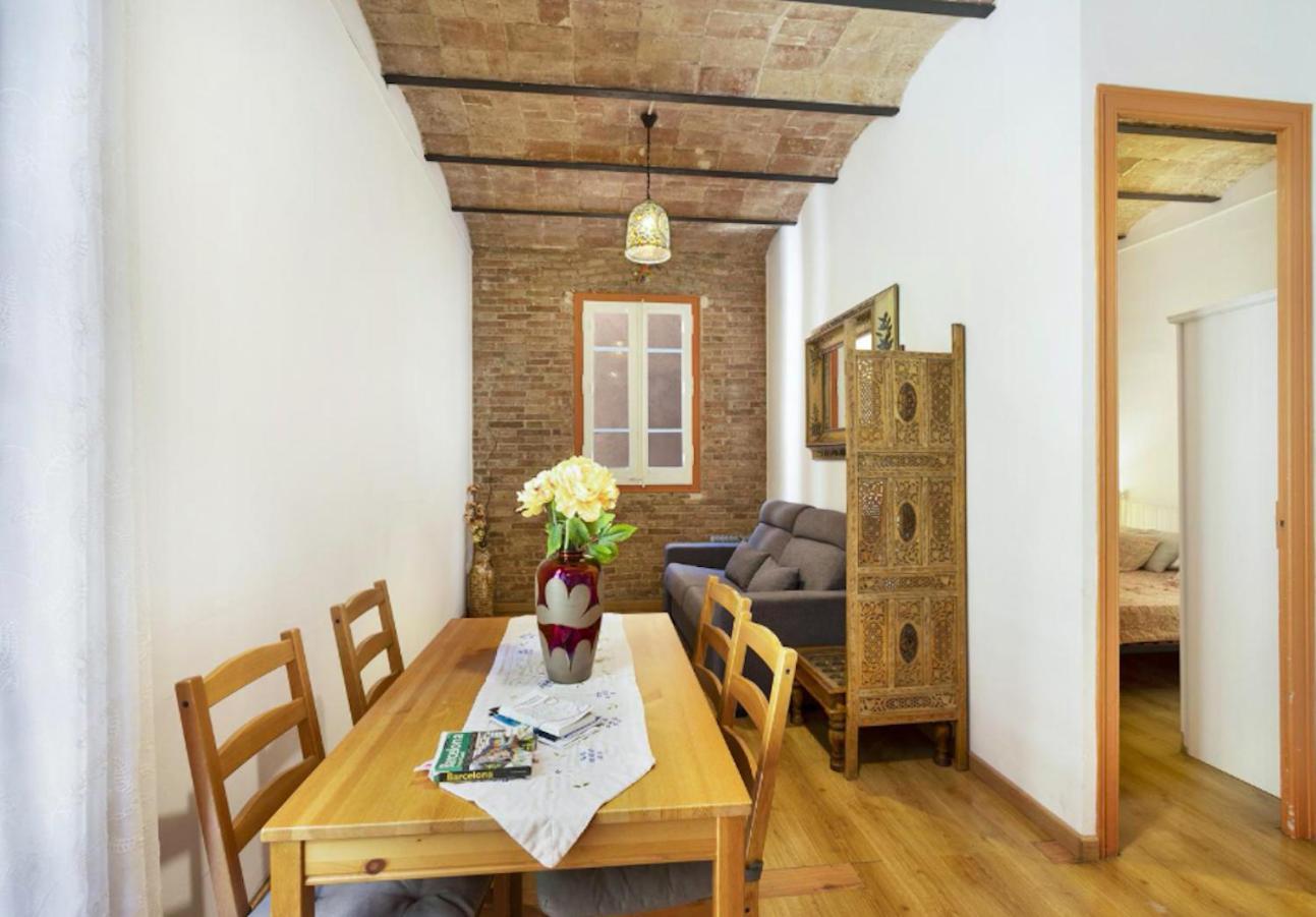 Great Apartment In Sagrada Familia With Balcony Barcelona Eksteriør billede