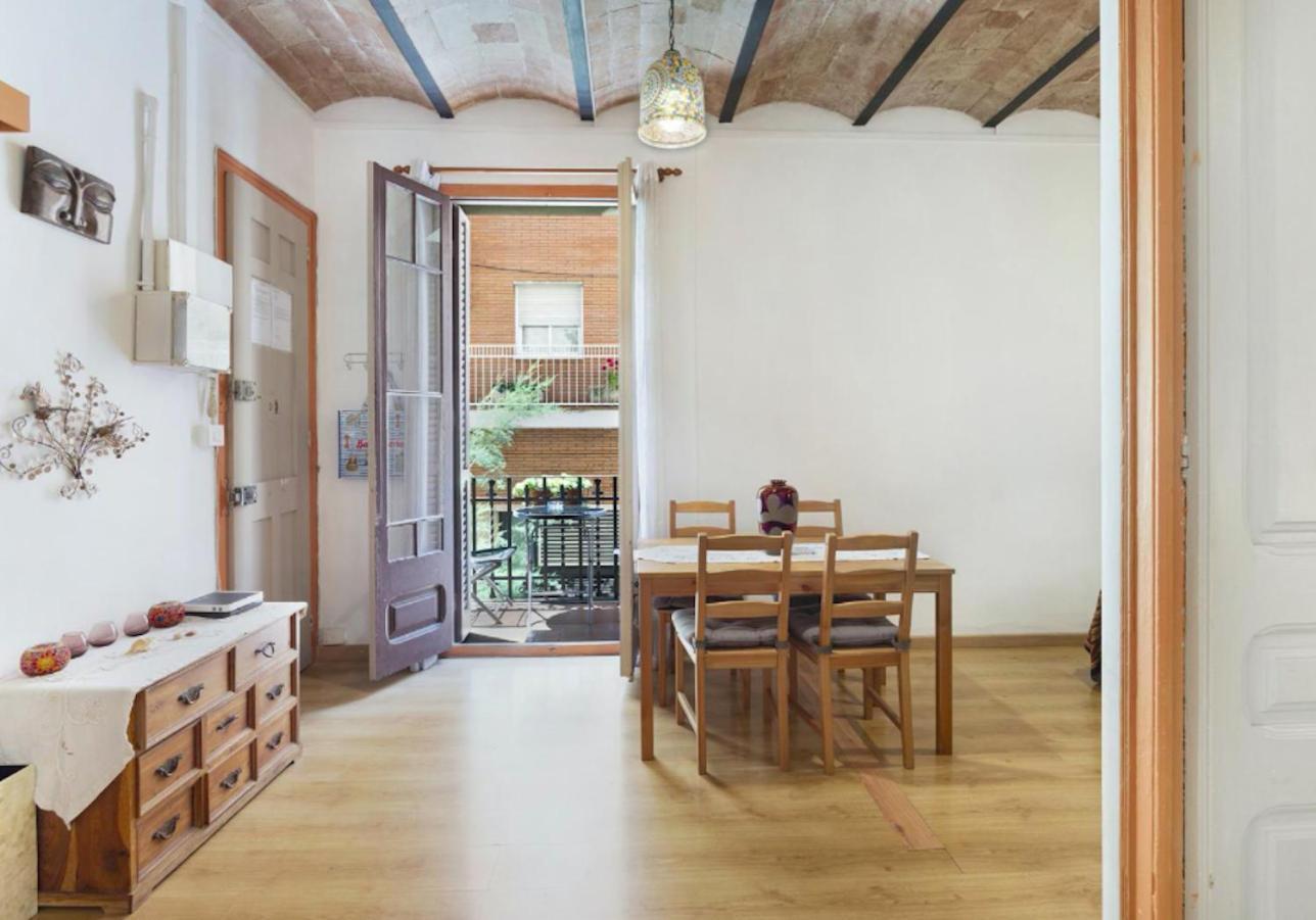 Great Apartment In Sagrada Familia With Balcony Barcelona Eksteriør billede