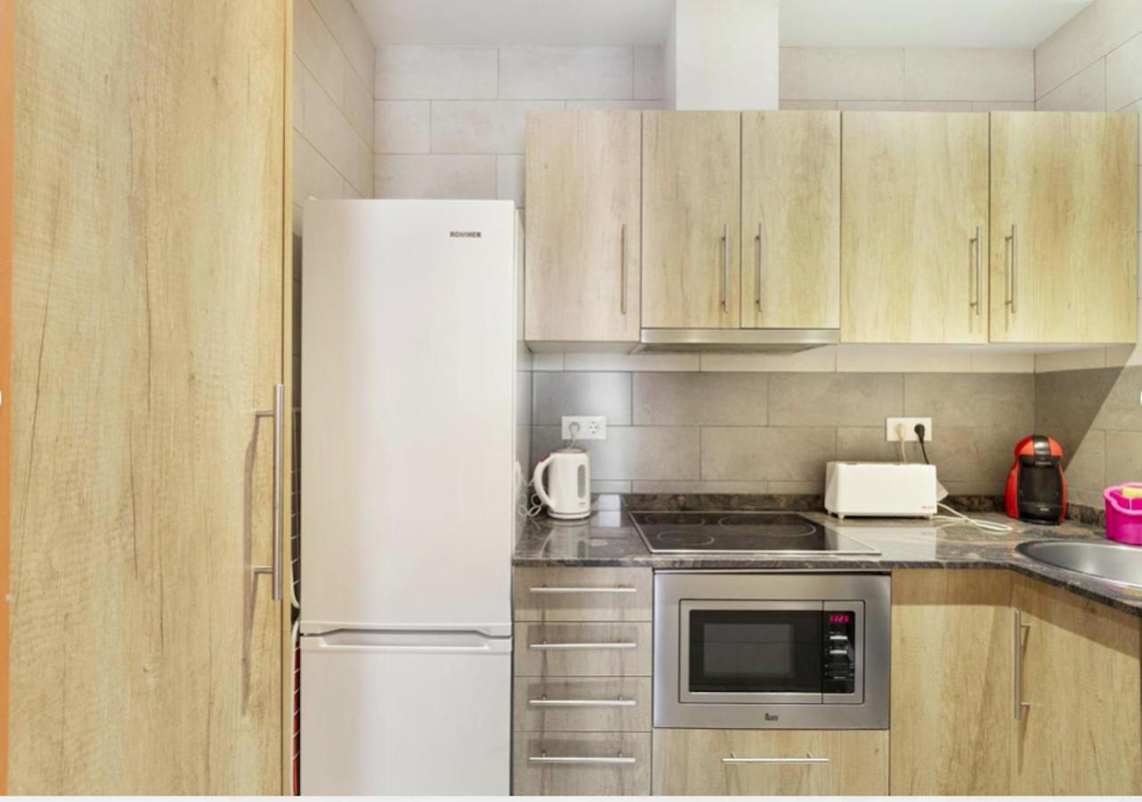 Great Apartment In Sagrada Familia With Balcony Barcelona Eksteriør billede